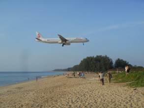 Airplane spotting am Flughafen in Phuket